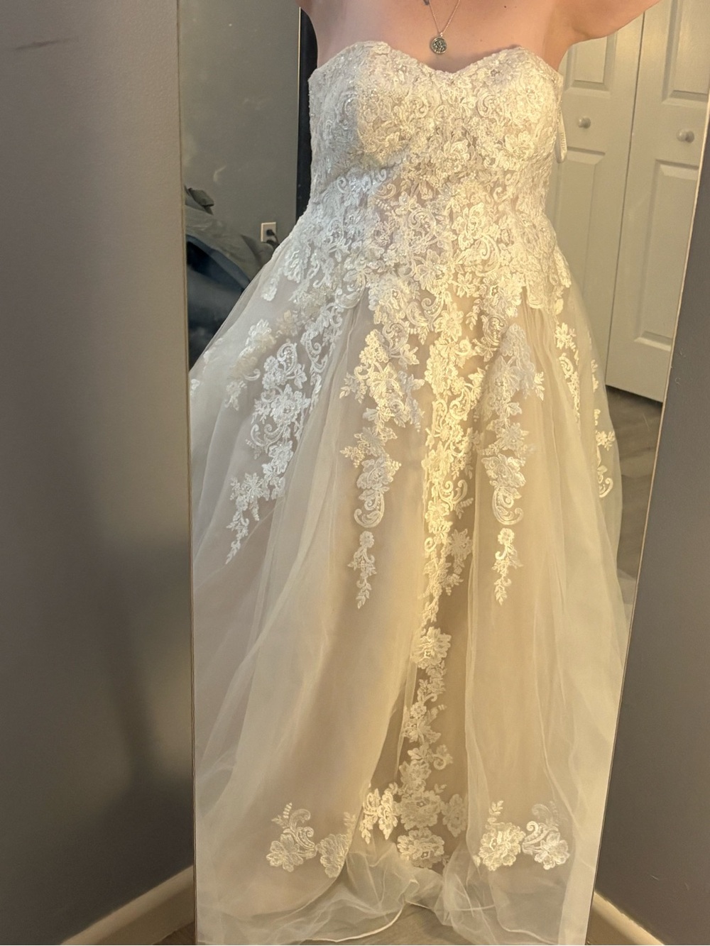 Strapless Lace Appliqué Tulle Girls' Dress in Ivory